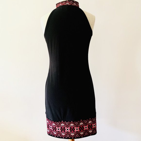WHBM Embroidered Collar Dress - Picture 7 of 8